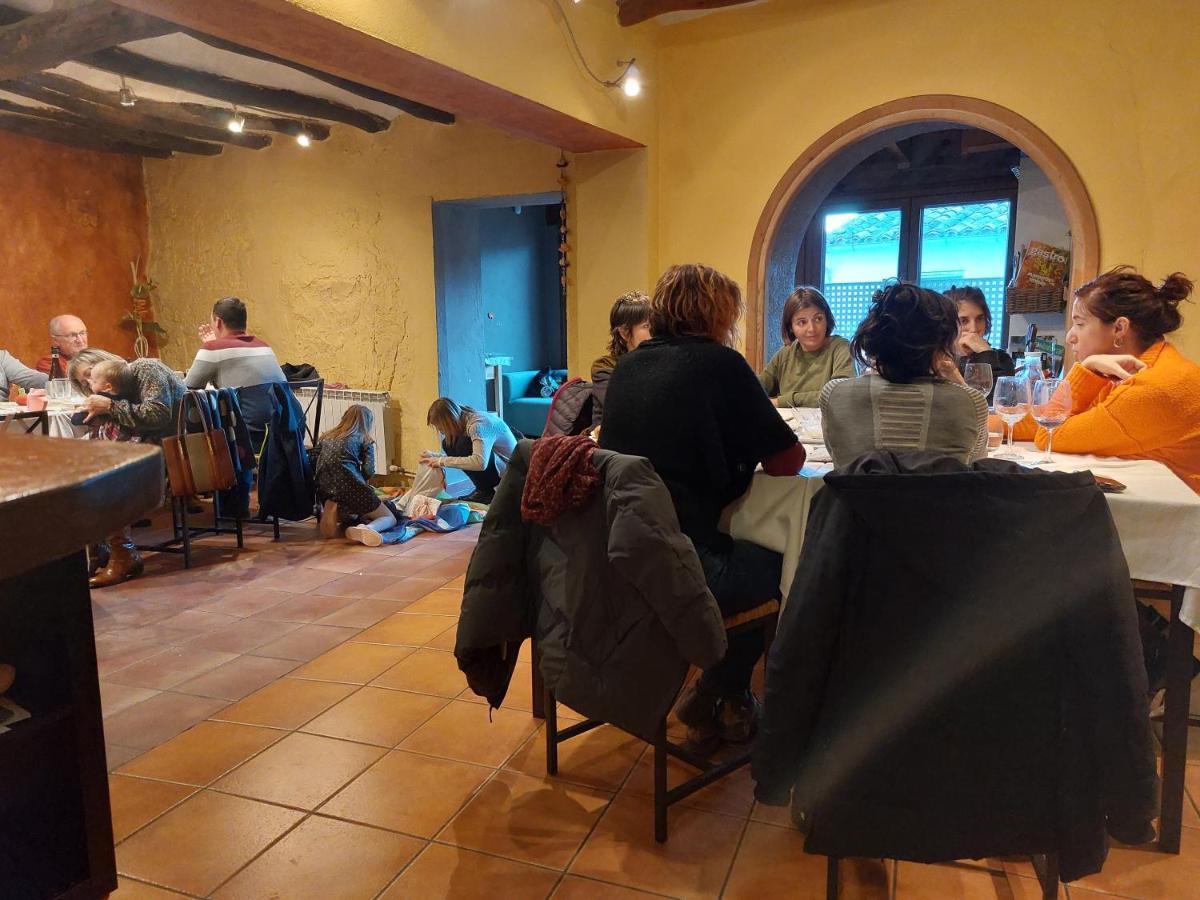 Turismo Rural La Ojinegra Alloza Bagian luar foto